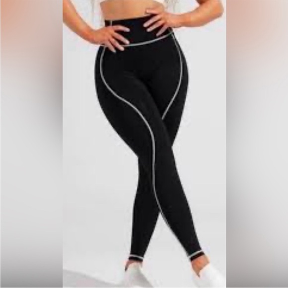 Buffbunny Collection Pants - Buffbunny Collection Black Leggings White Piping Small